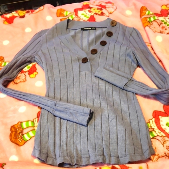 ✨️PattyBoutik Y2K/Gilmore Girls Henley✨️ - Picture 6 of 11